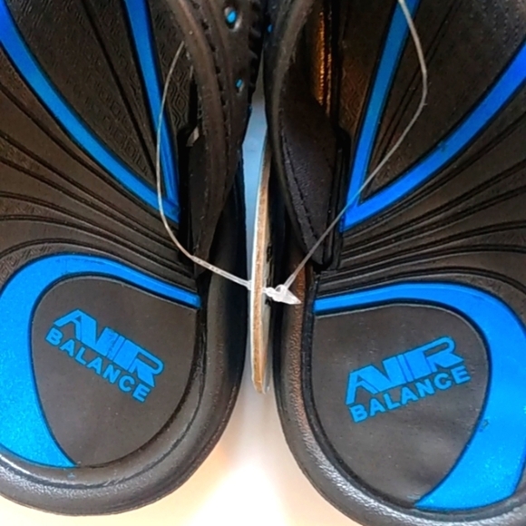 AIR BALANCE YOUTH SIZE 2 BLACK BLUE BEACH WALKER SANDALS FLIP-FLOPS SIZE 2 NWT - Picture 6 of 7